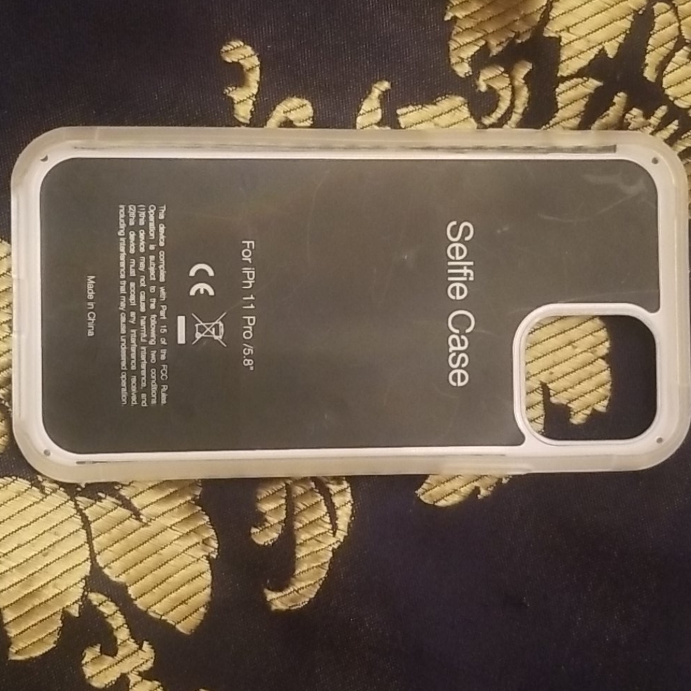 Lumee case